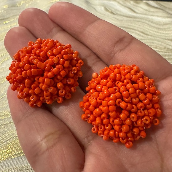⚜️3 for $30⚜️ Handcrafted Orange Seed Bead Stud Earring Neon Holiday Vaycay - Picture 4 of 13